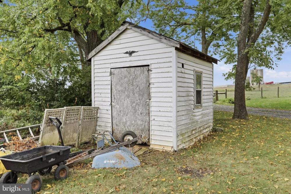 4651 LEETOWN ROAD Summit Point, WV 25446