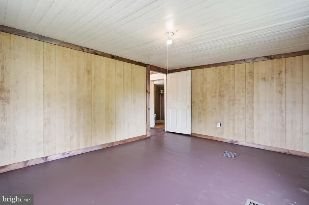 4651 LEETOWN ROAD Summit Point, WV 25446