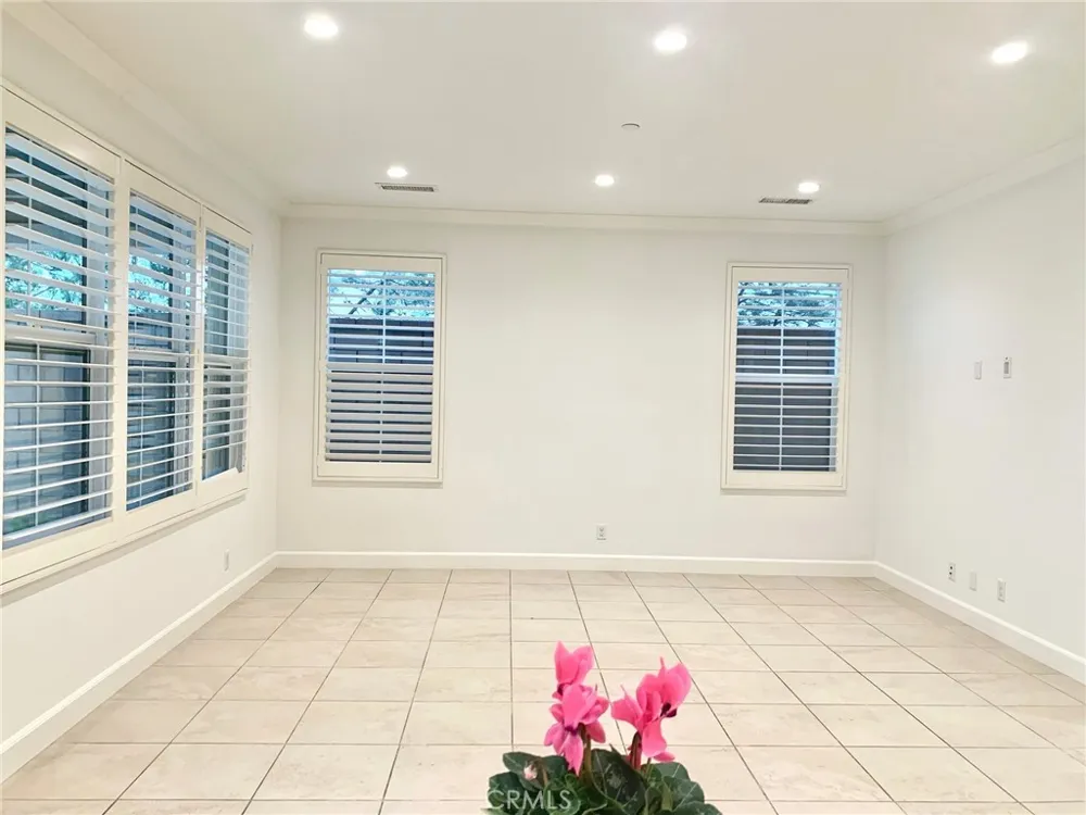 101 Sprig Irvine, CA 92620