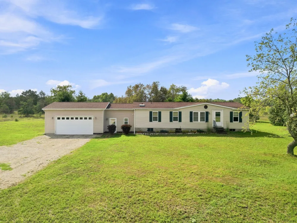 3067 170th Avenue Hersey, MI 49639