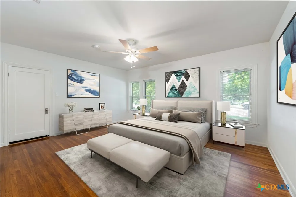 465 S Guenther Avenue New Braunfels, TX 78130