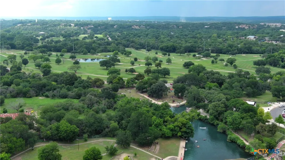 465 S Guenther Avenue New Braunfels, TX 78130