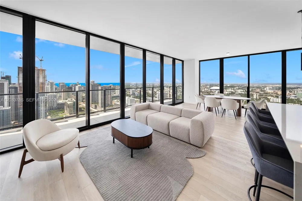 20 NE 11 Street #5204 Miami Beach, FL 33139