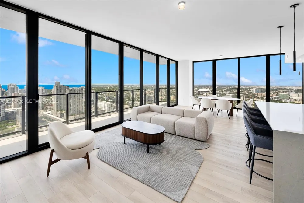 20 NE 11 Street #5204 Miami Beach, FL 33139