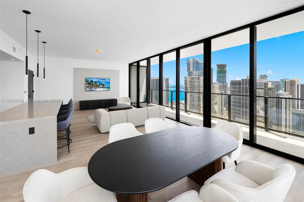 20 NE 11 Street #5204 Miami Beach, FL 33139