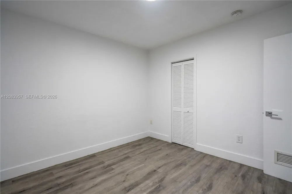 1950 NW 2nd Ct #6 Miami, FL 33136