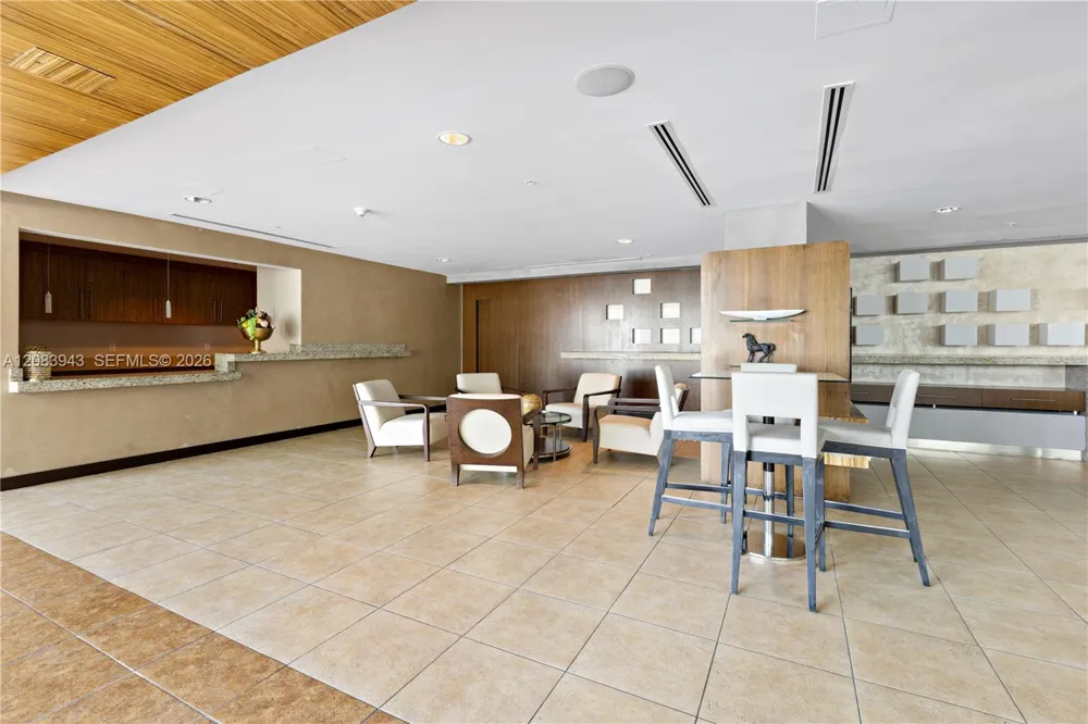 60 SW 13th St #1422 Miami, FL 33130