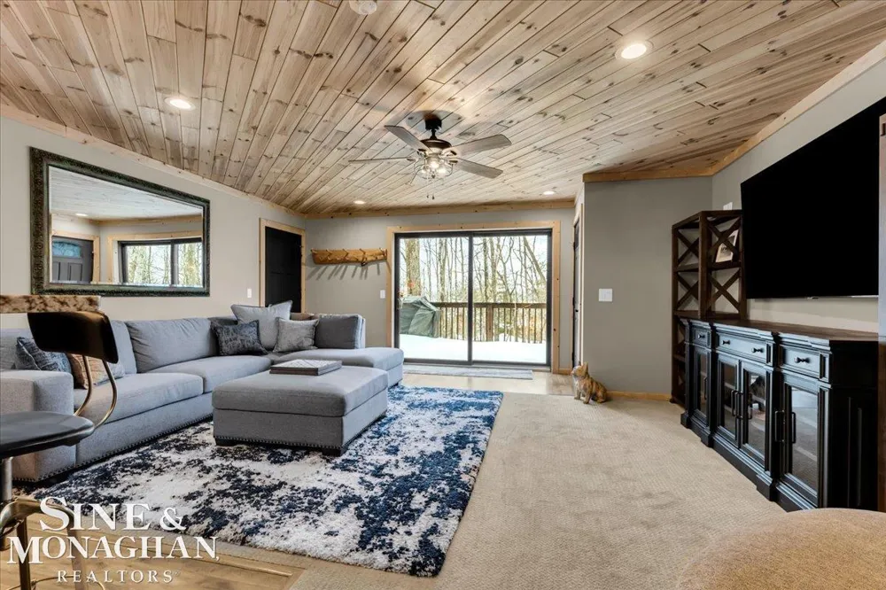 14795 13th Street Charlton Township, MI 49751