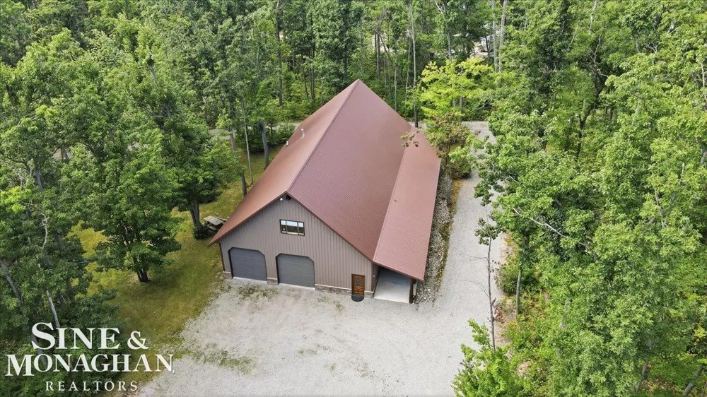 14795 13th Street Charlton Township, MI 49751