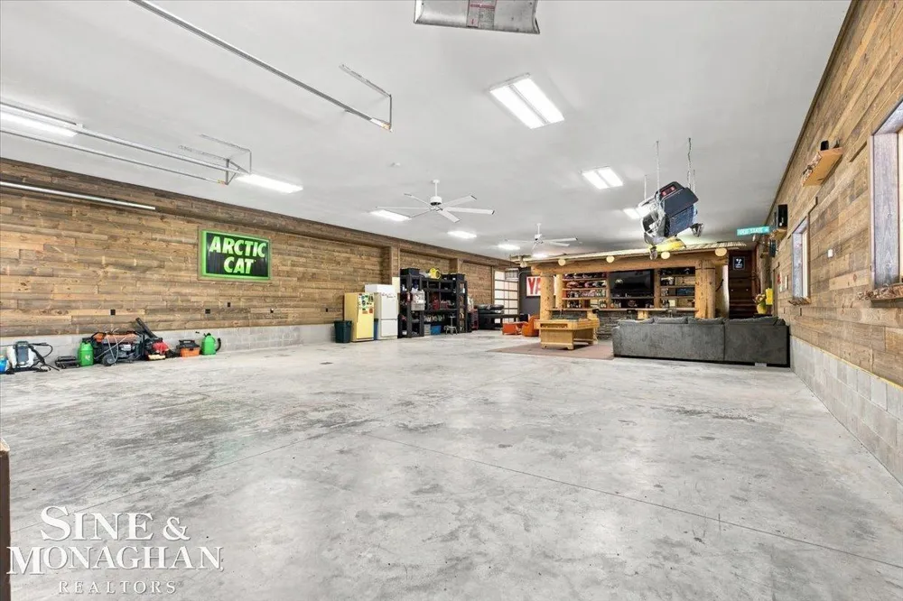 14795 13th Street Charlton Township, MI 49751