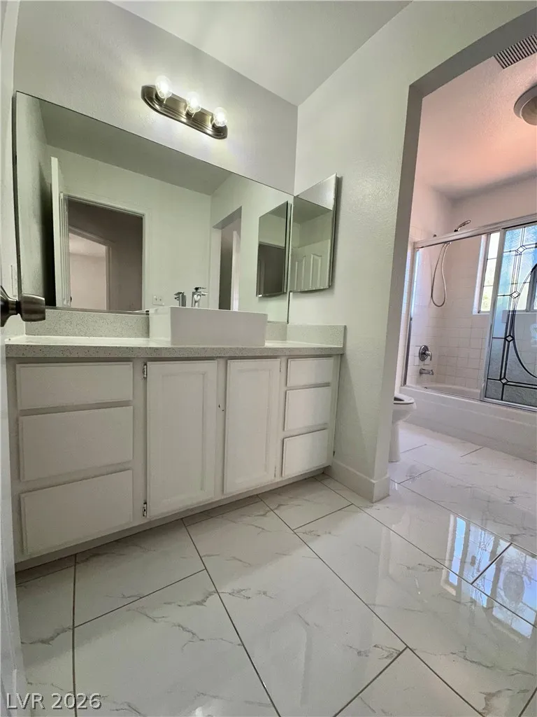 2713 Monrovia Drive Las Vegas, NV 89117