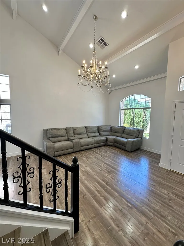 2713 Monrovia Drive Las Vegas, NV 89117
