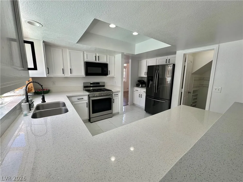 2713 Monrovia Drive Las Vegas, NV 89117