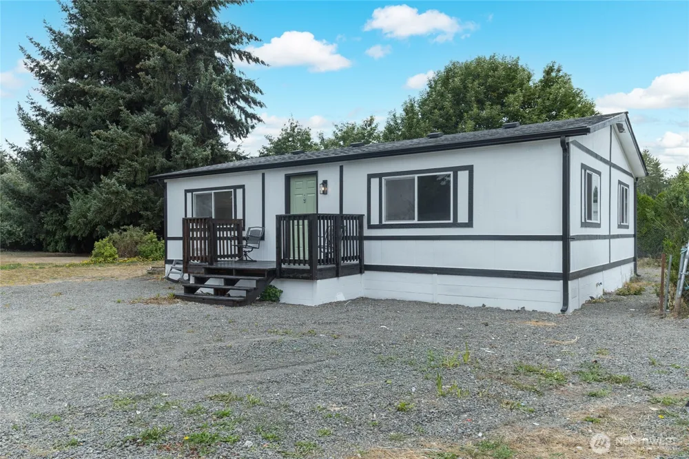 11402 242nd Avenue Ct E #32 Buckley, WA 98321