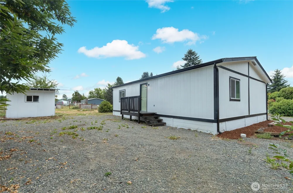 11402 242nd Avenue Ct E #32 Buckley, WA 98321