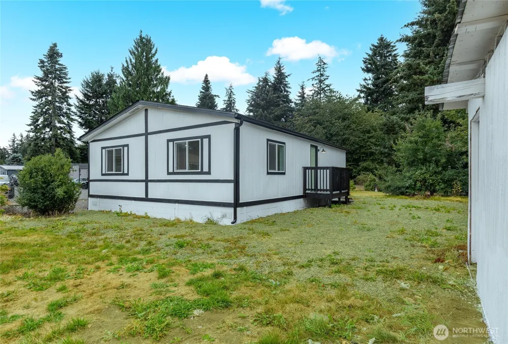 11402 242nd Avenue Ct E #32 Buckley, WA 98321