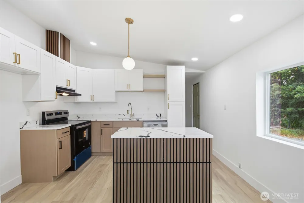 11402 242nd Avenue Ct E #32 Buckley, WA 98321