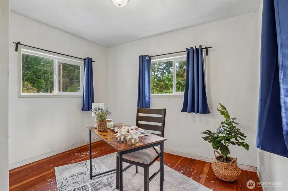 6605 Sidney Road SW Port Orchard, WA 98367