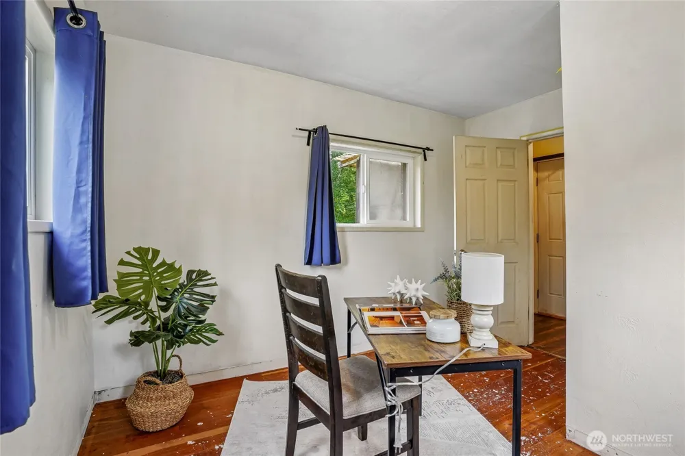 6605 Sidney Road SW Port Orchard, WA 98367