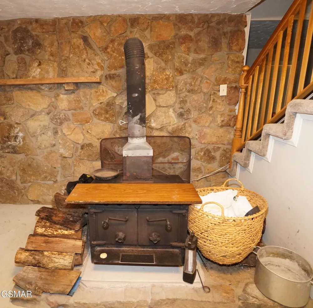 1044 Fate Rankin Road Jefferson City, TN 37760