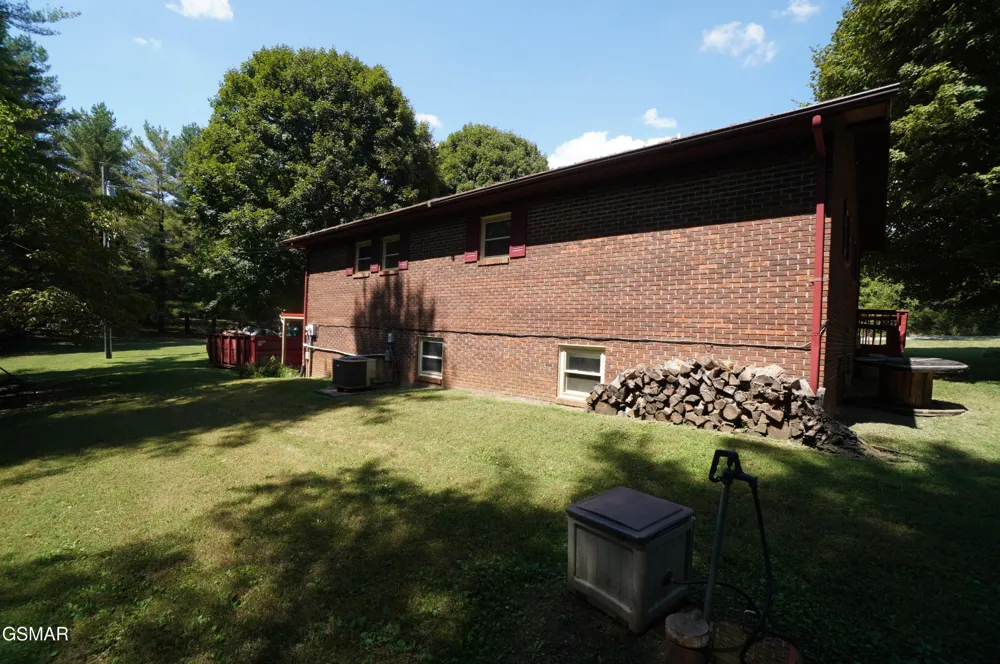 1044 Fate Rankin Road Jefferson City, TN 37760