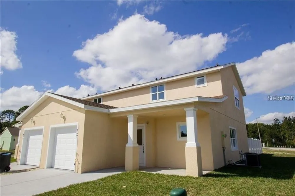 669 LAKE SHORE PARKWAY Davenport, FL 33896