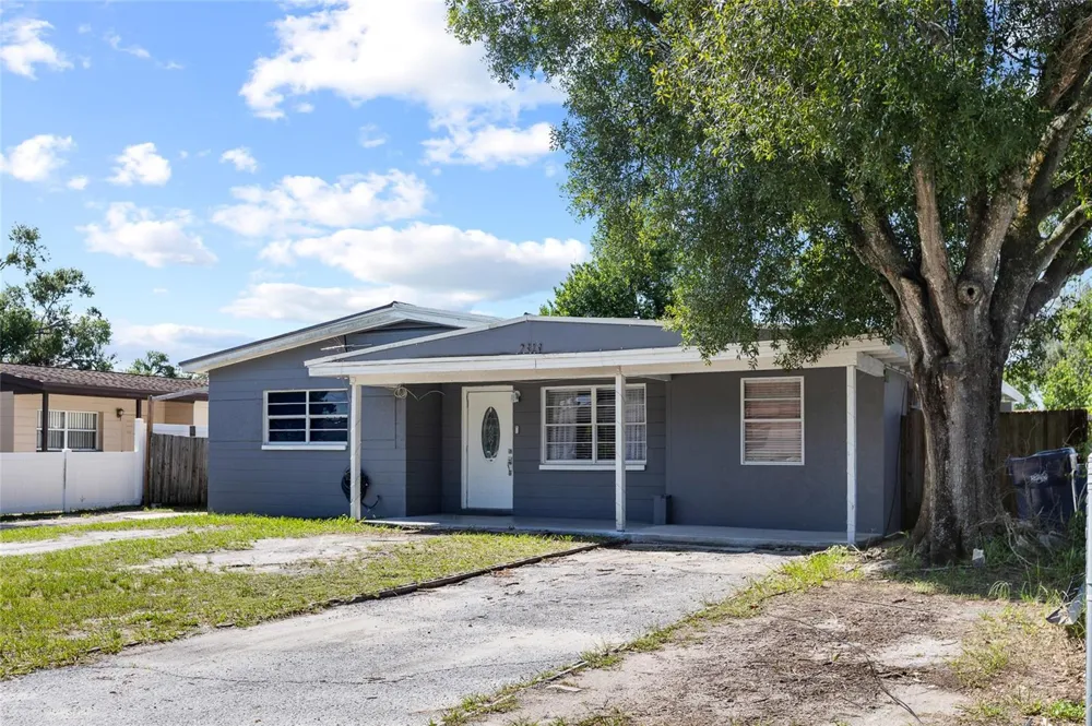 2313 E 111TH AVE Tampa, FL 33612