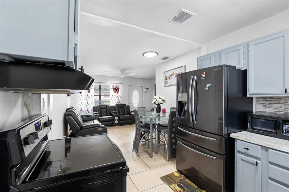 2313 E 111TH AVE Tampa, FL 33612