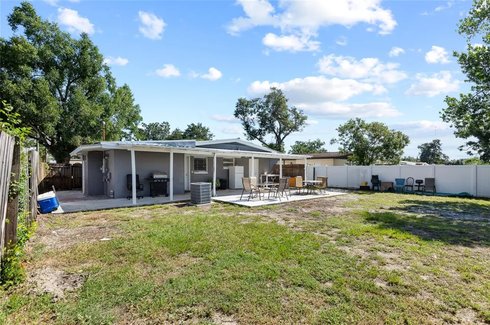2313 E 111TH AVE Tampa, FL 33612
