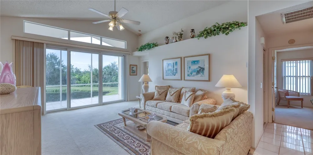 718 LIGHTHOUSE DRIVE Tarpon Springs, FL 34689