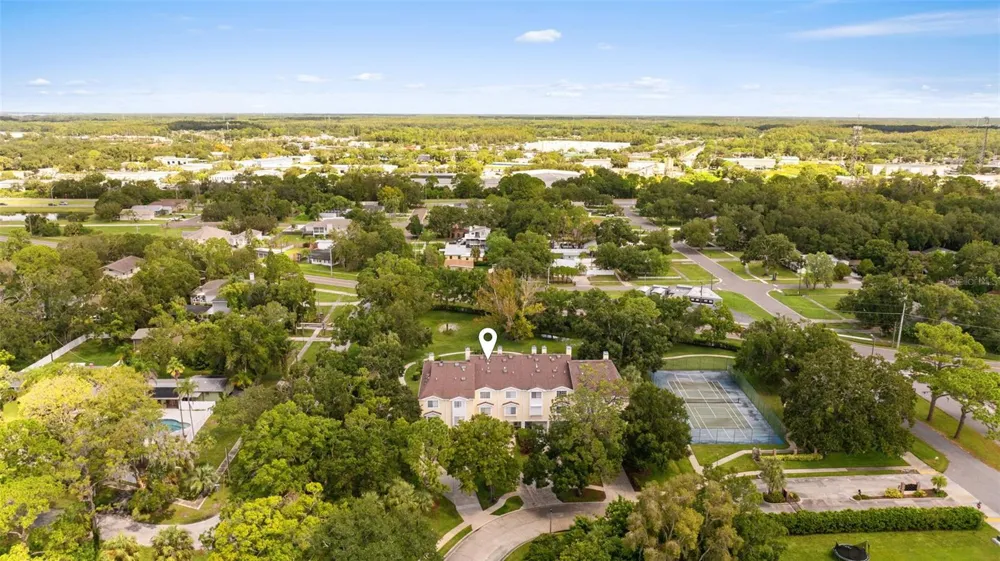 106 BRENT CIRCLE Oldsmar, FL 34677