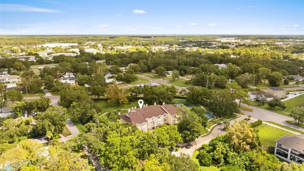 106 BRENT CIRCLE Oldsmar, FL 34677