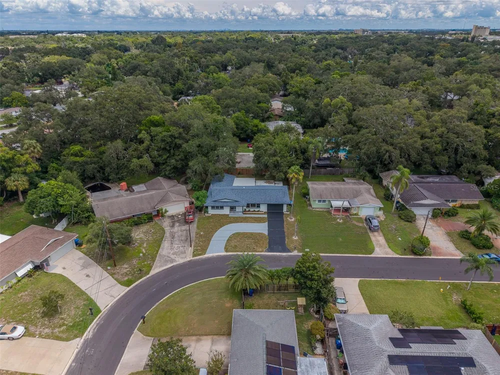 471 SIERRA CIRCLE E Largo, FL 33770