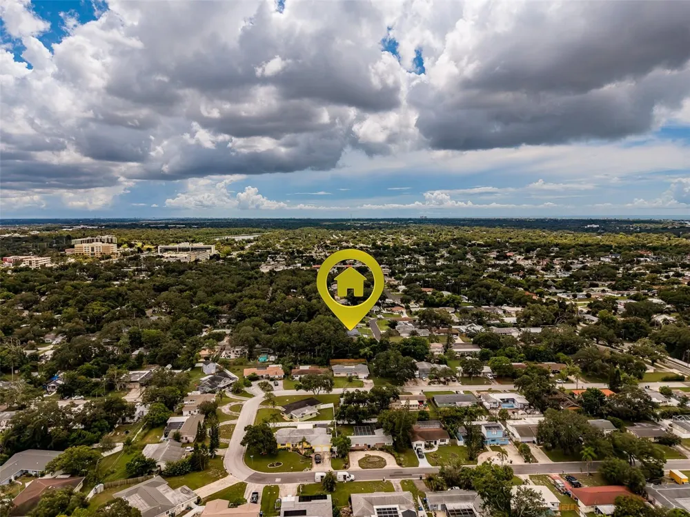 471 SIERRA CIRCLE E Largo, FL 33770