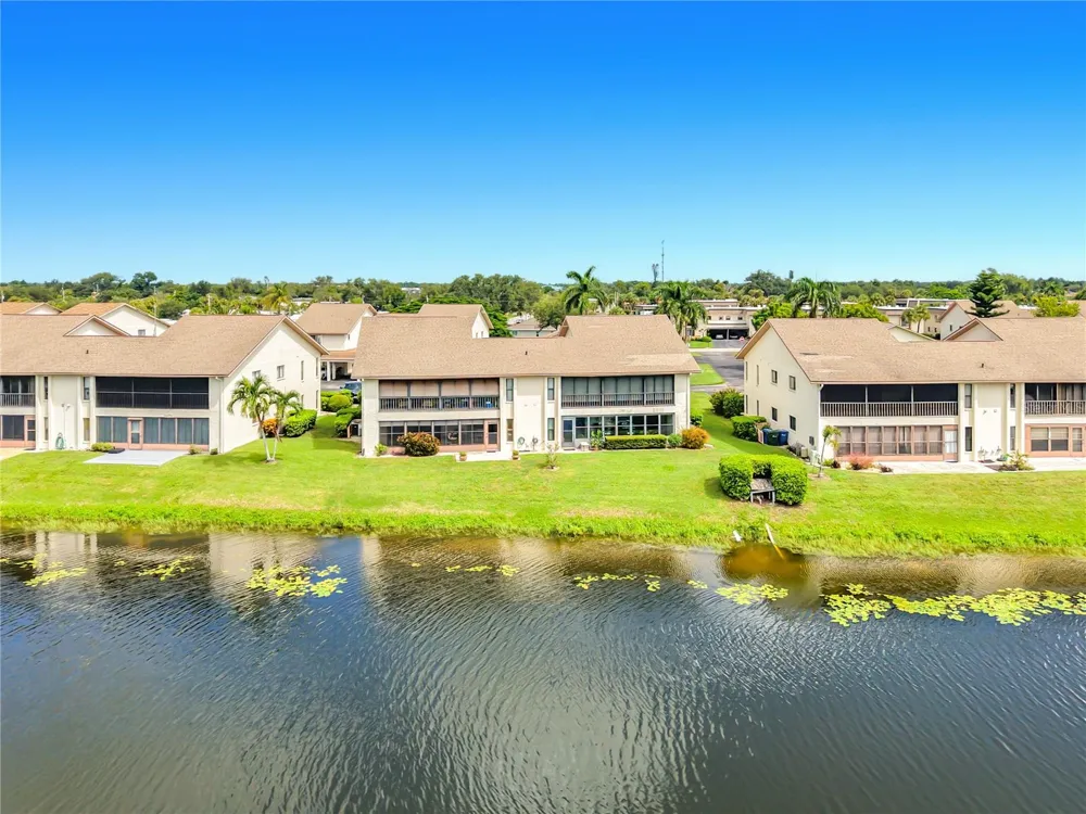 1759 LAKE PLACE #1759B Venice, FL 34293