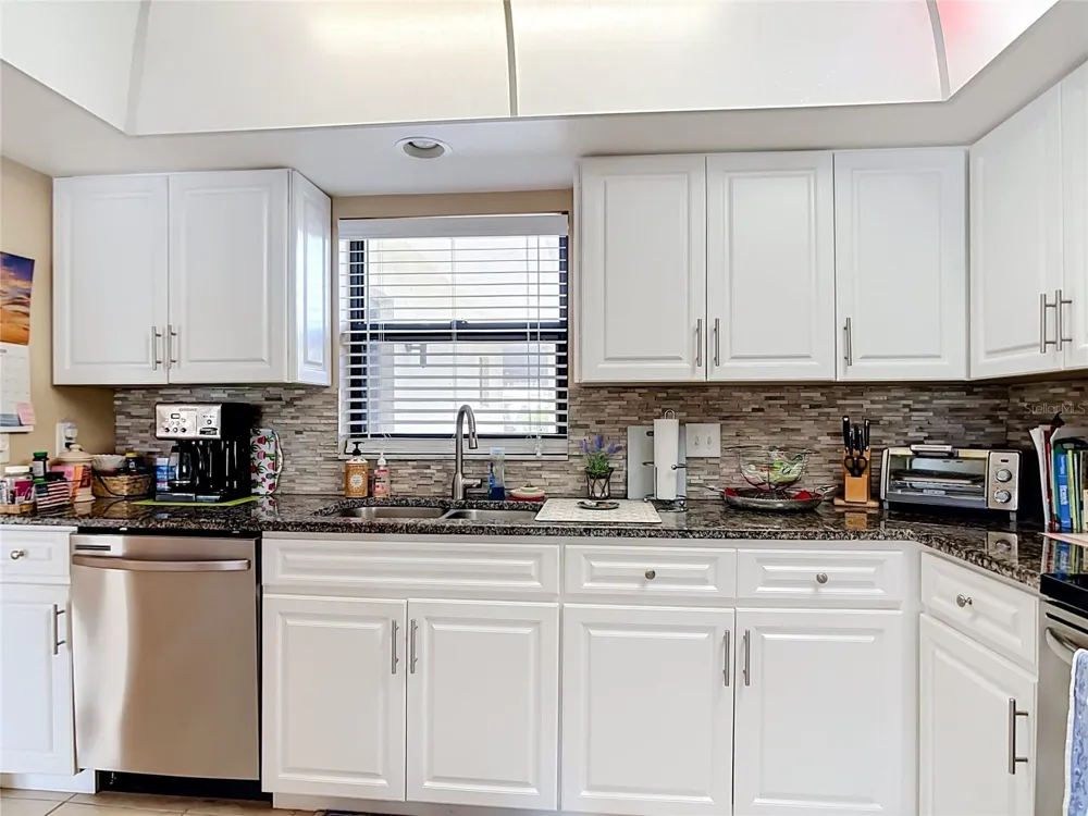 1759 LAKE PLACE #1759B Venice, FL 34293