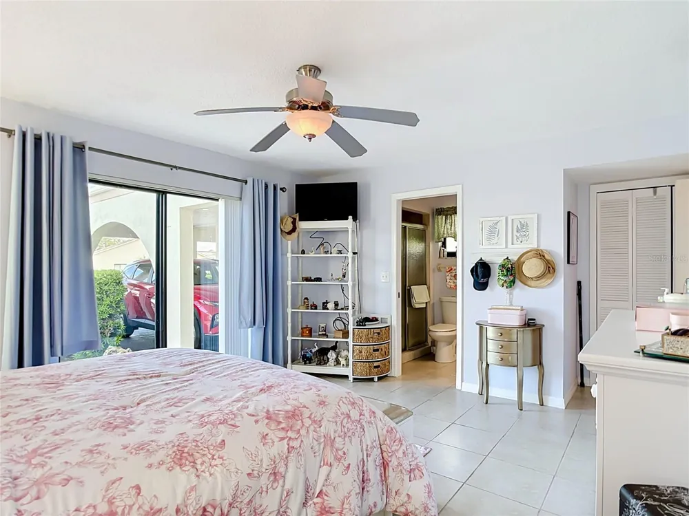 1759 LAKE PLACE #1759B Venice, FL 34293