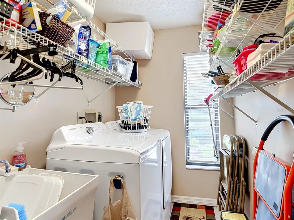 1759 LAKE PLACE #1759B Venice, FL 34293