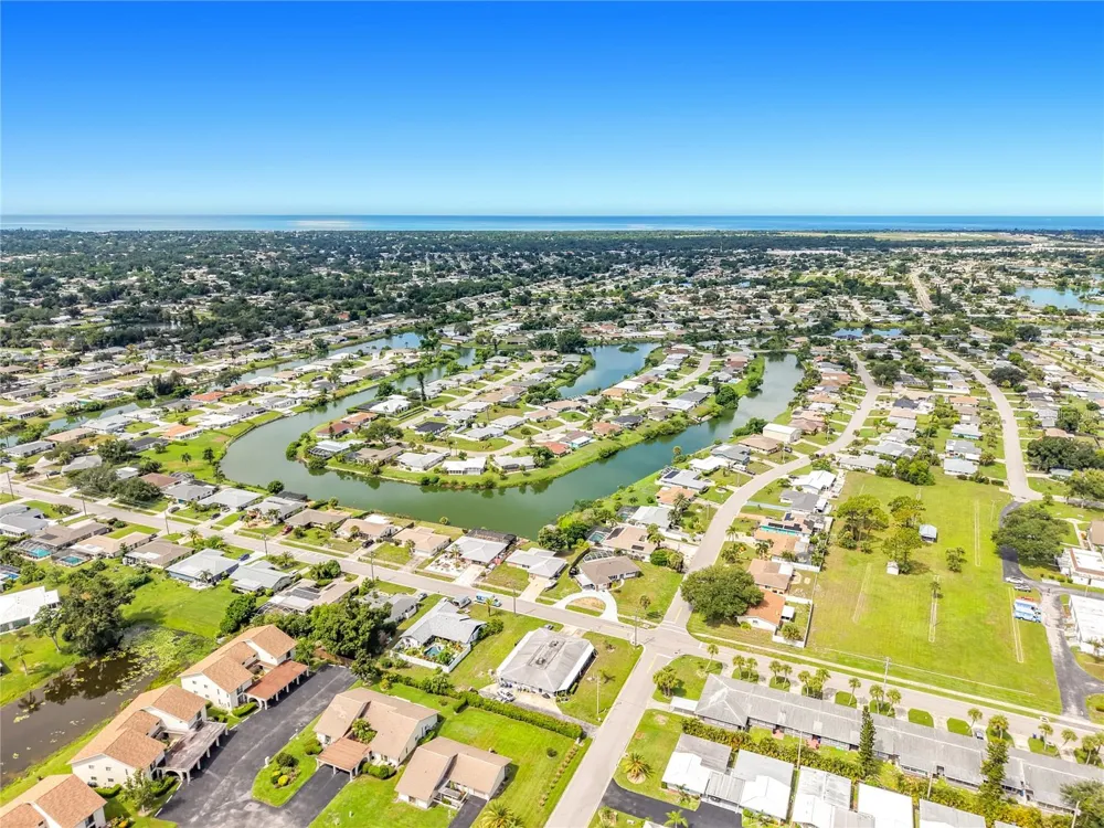 1759 LAKE PLACE #1759B Venice, FL 34293