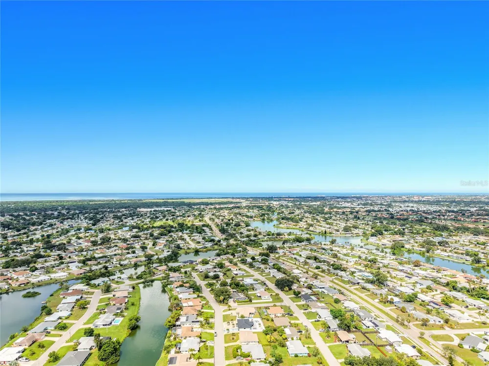 1759 LAKE PLACE #1759B Venice, FL 34293