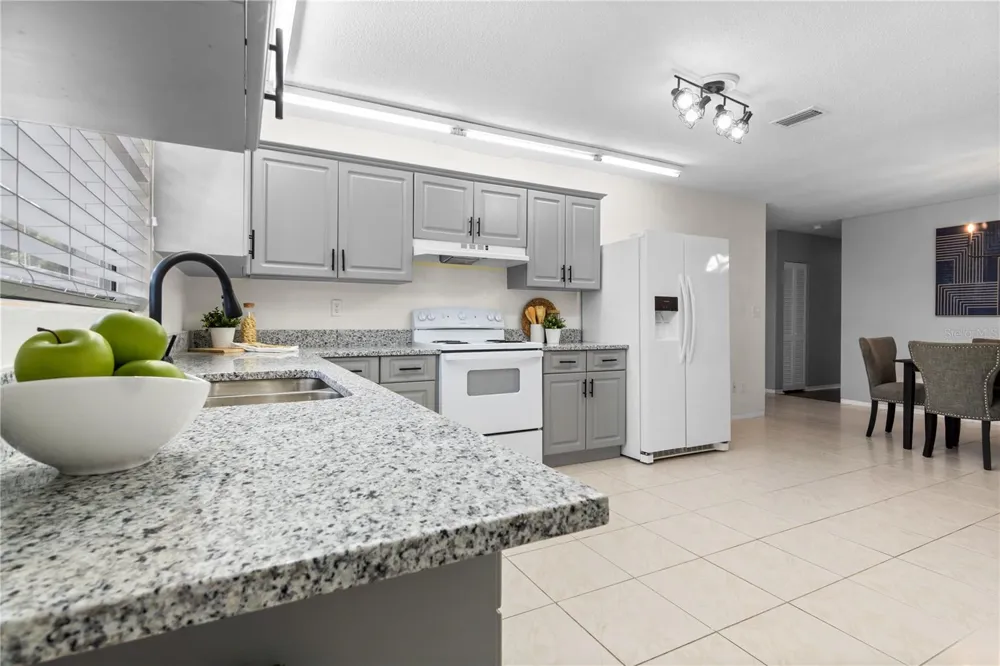 1481 DERBYSHIRE ROAD Daytona Beach, FL 32117