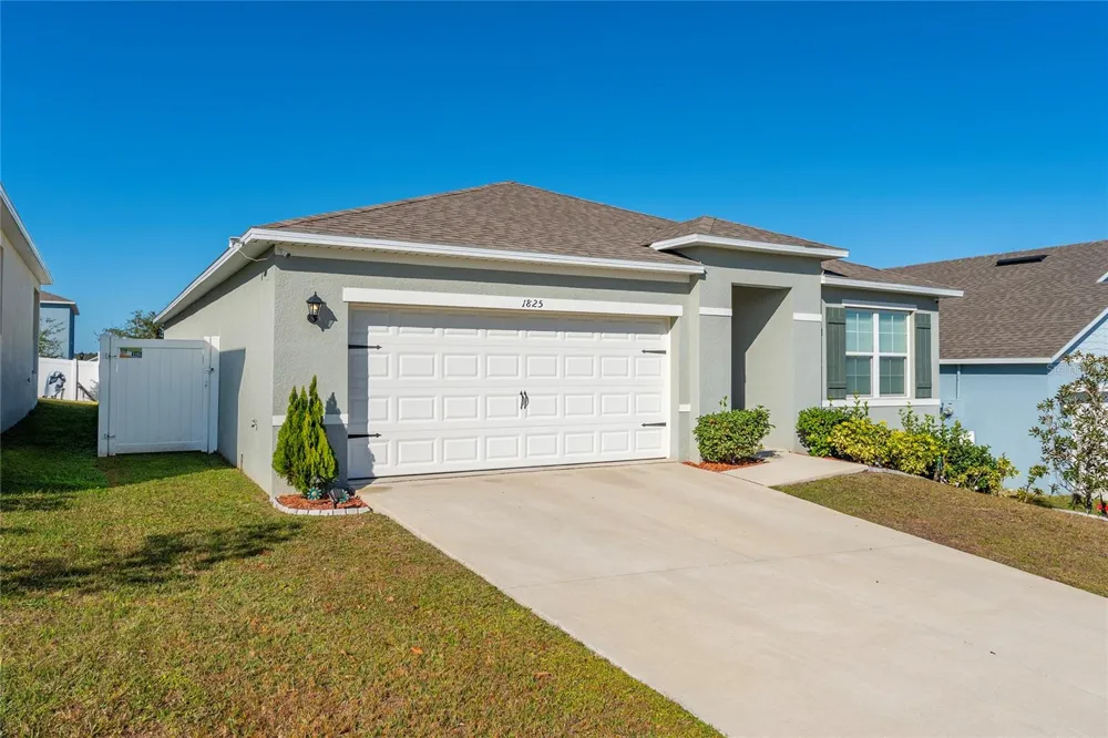 1825 JUNEBERRY STREET Clermont, FL 34715