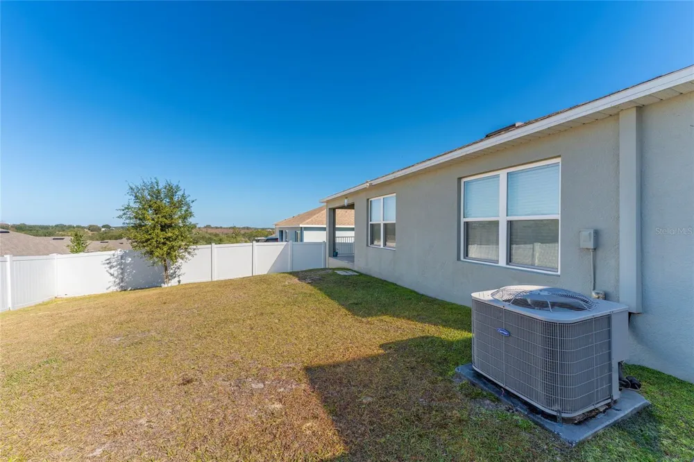 1825 JUNEBERRY STREET Clermont, FL 34715