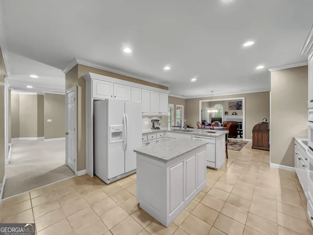 1071 Waterford CT Watkinsville, GA 30677