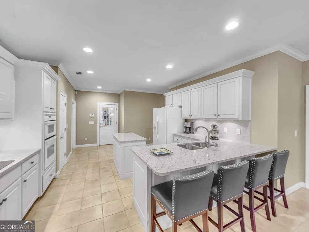 1071 Waterford CT Watkinsville, GA 30677