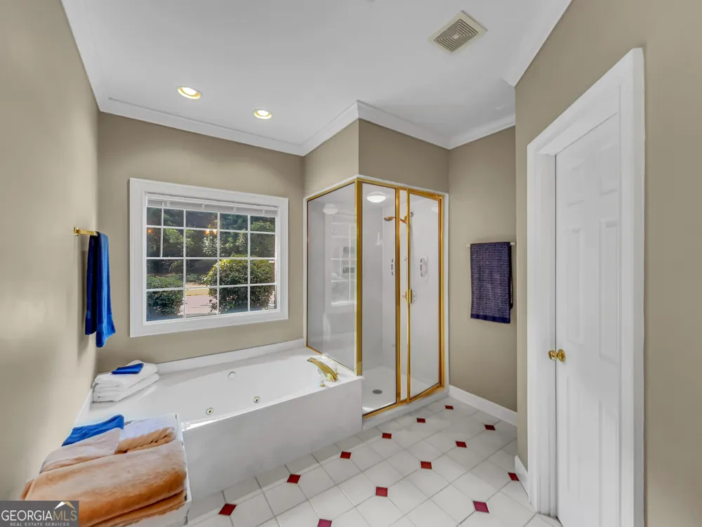 1071 Waterford CT Watkinsville, GA 30677