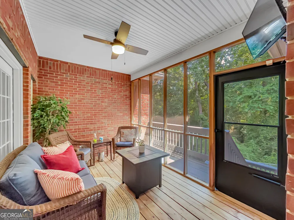 1071 Waterford CT Watkinsville, GA 30677
