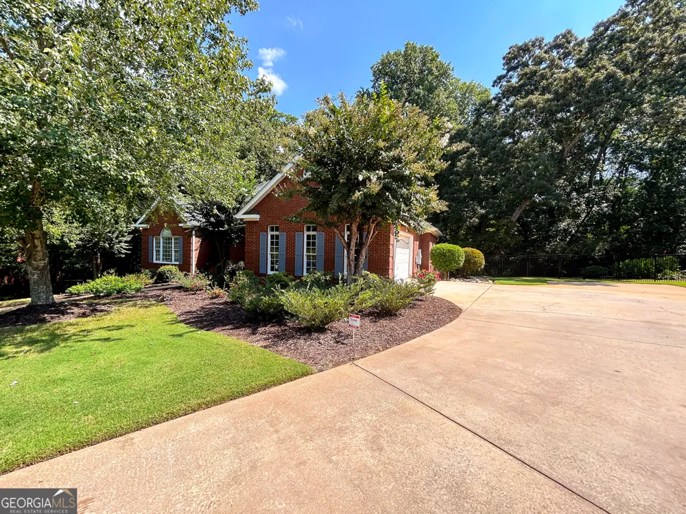 1071 Waterford CT Watkinsville, GA 30677