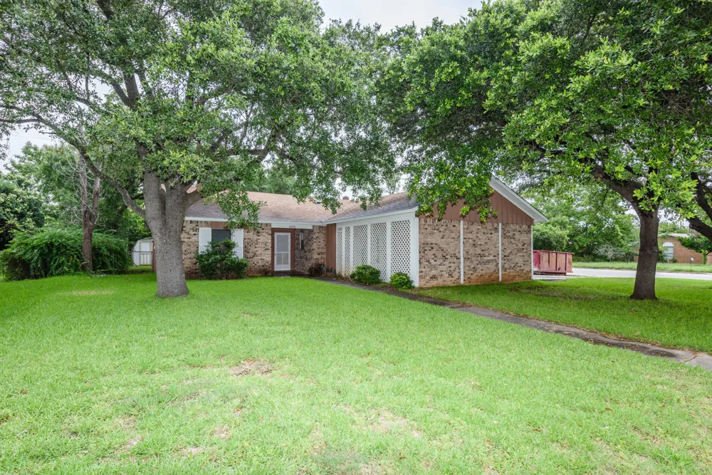 3200 John Campbells Trail Austin, TX 78735
