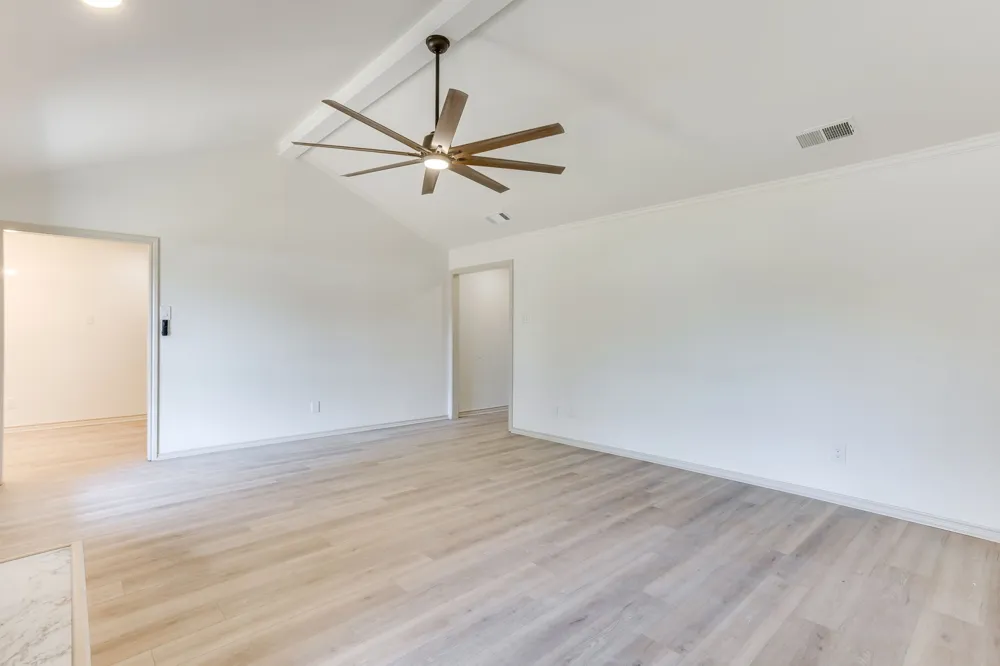 106 Sidney Drive Glenn Heights, TX 75154